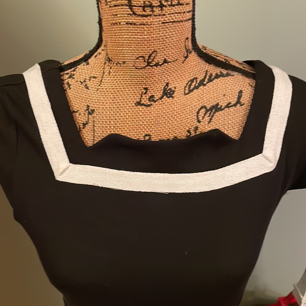 Nice-forever black form fitting dress, size medium. - Picture 2 of 16